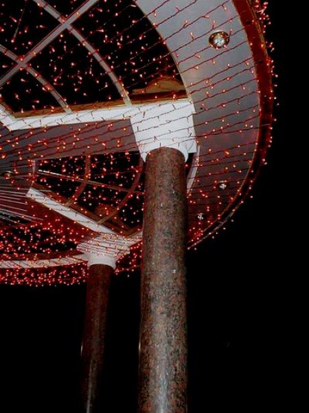 Уличный светодиодный занавес (плей-лайт) "Дождь" 2 х 3 м. Красный