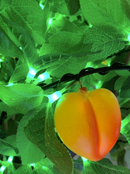 Персик на натуральном стволе 2,5м 1280 светодиодов