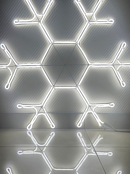 Светодиодная фигура "Снежинка" двусторонняя из гибкого неона Светодиодная фигура "Снежинка" двусторонняя из гибкого неона