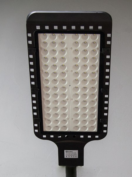 Консольный светодиодный светильник 80Вт